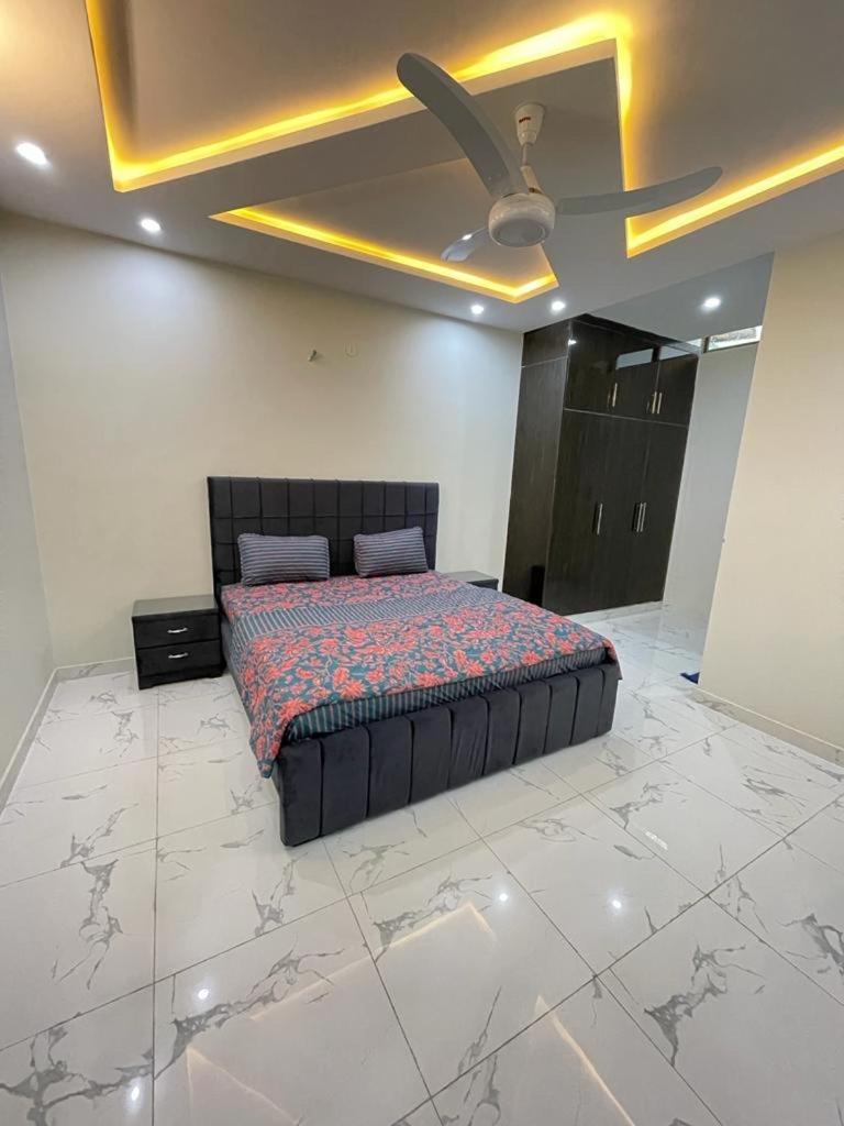 Вилла Bahria Residency Равалпинди Экстерьер фото